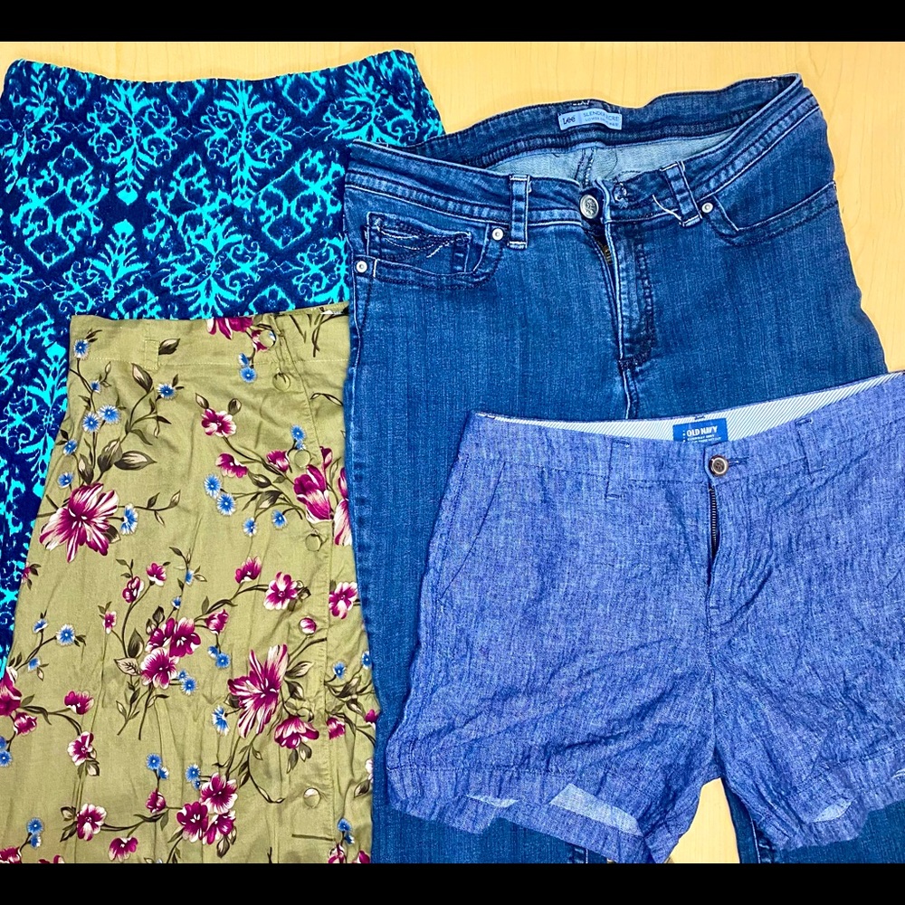 4 piece women’s lot - size large (8-10)